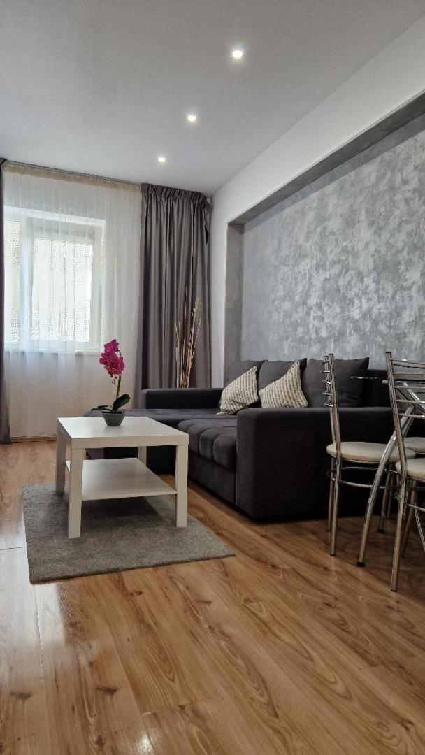 Apartament Rin Grand Sofmed Bucureşti